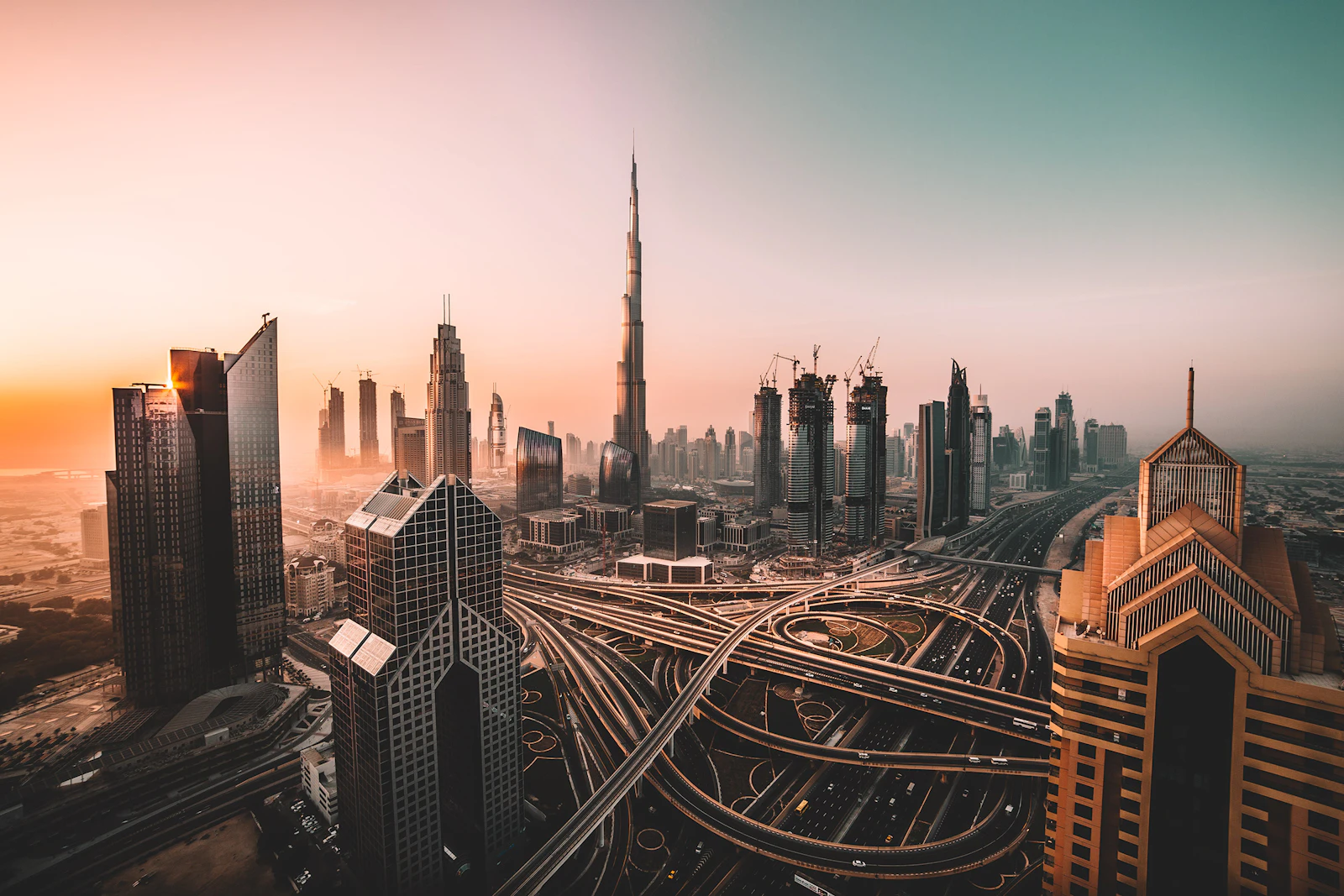 United Arab Emirates travel scene — Flylo eSIM destination